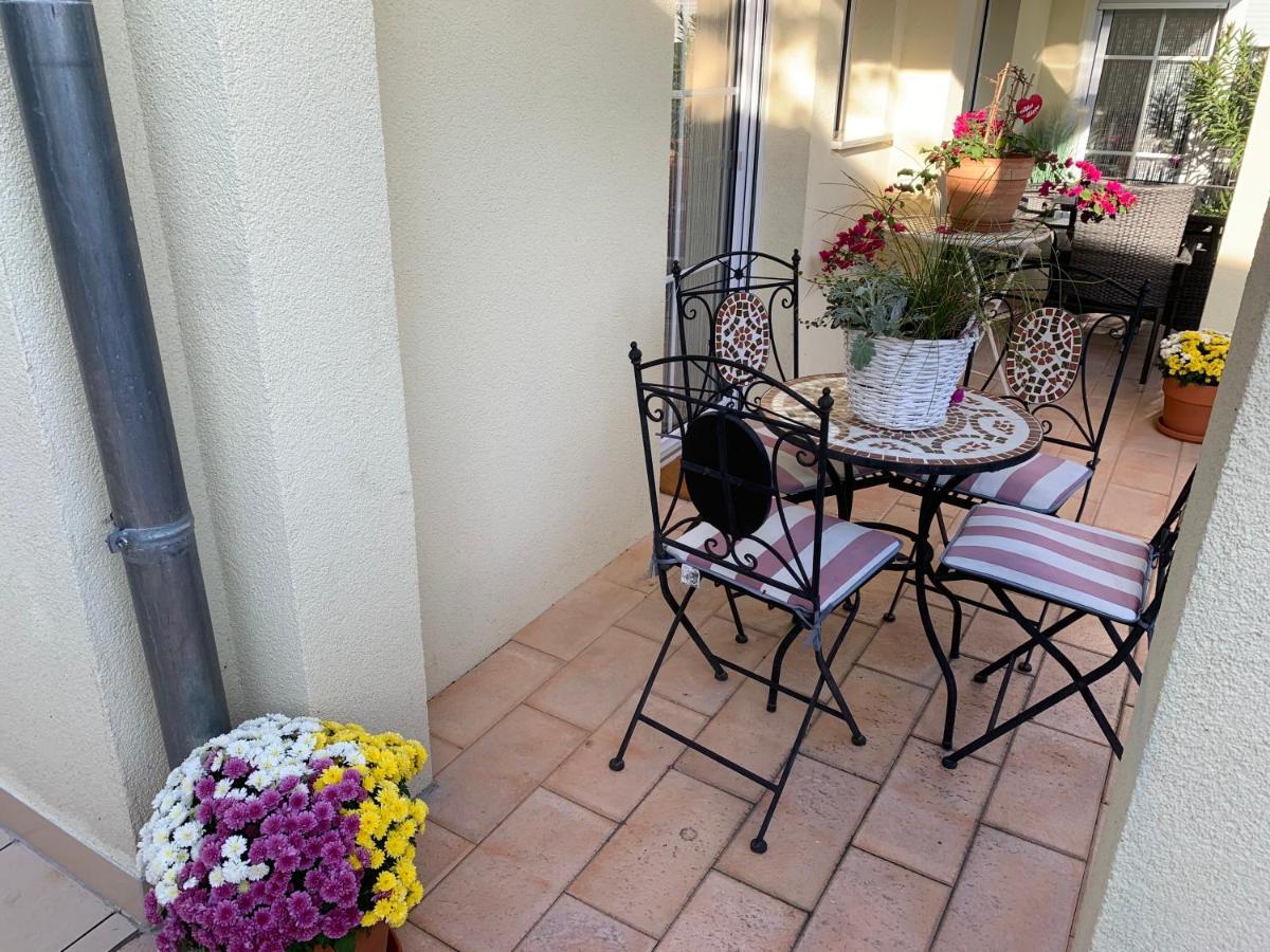 Terrassenwohnung In Estenfeld Bei Wuerzburg Экстерьер фото