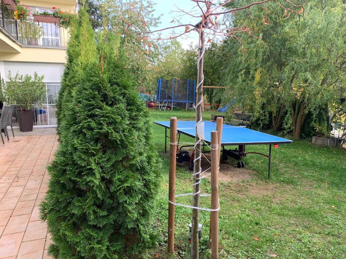 Terrassenwohnung In Estenfeld Bei Wuerzburg Экстерьер фото